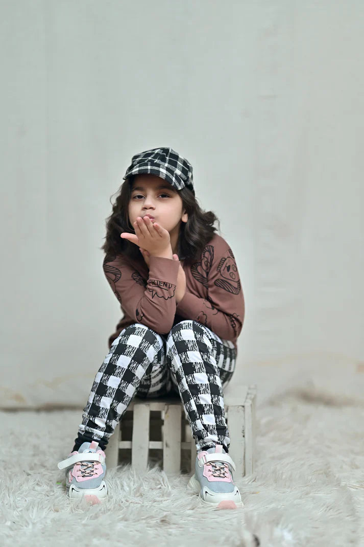 Baby or Baba HELLOW FRIENDS Pajama Print Full Sleeves Night Suit for Kids (1 Pcs)