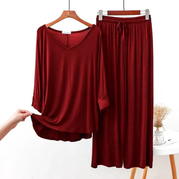 LOUNGE & WEARS